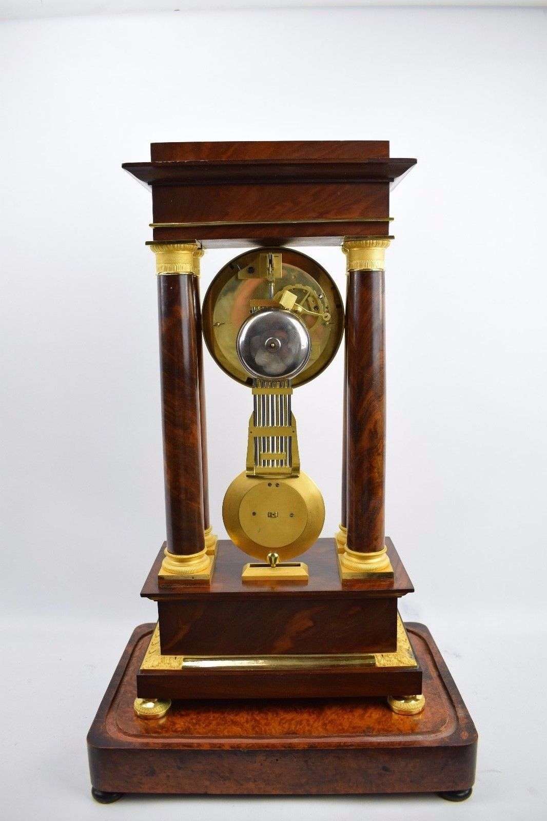 Sehr seltene Portaluhr Regulateur von Louis Perrelet Hger du Roi um 1823 – Detail