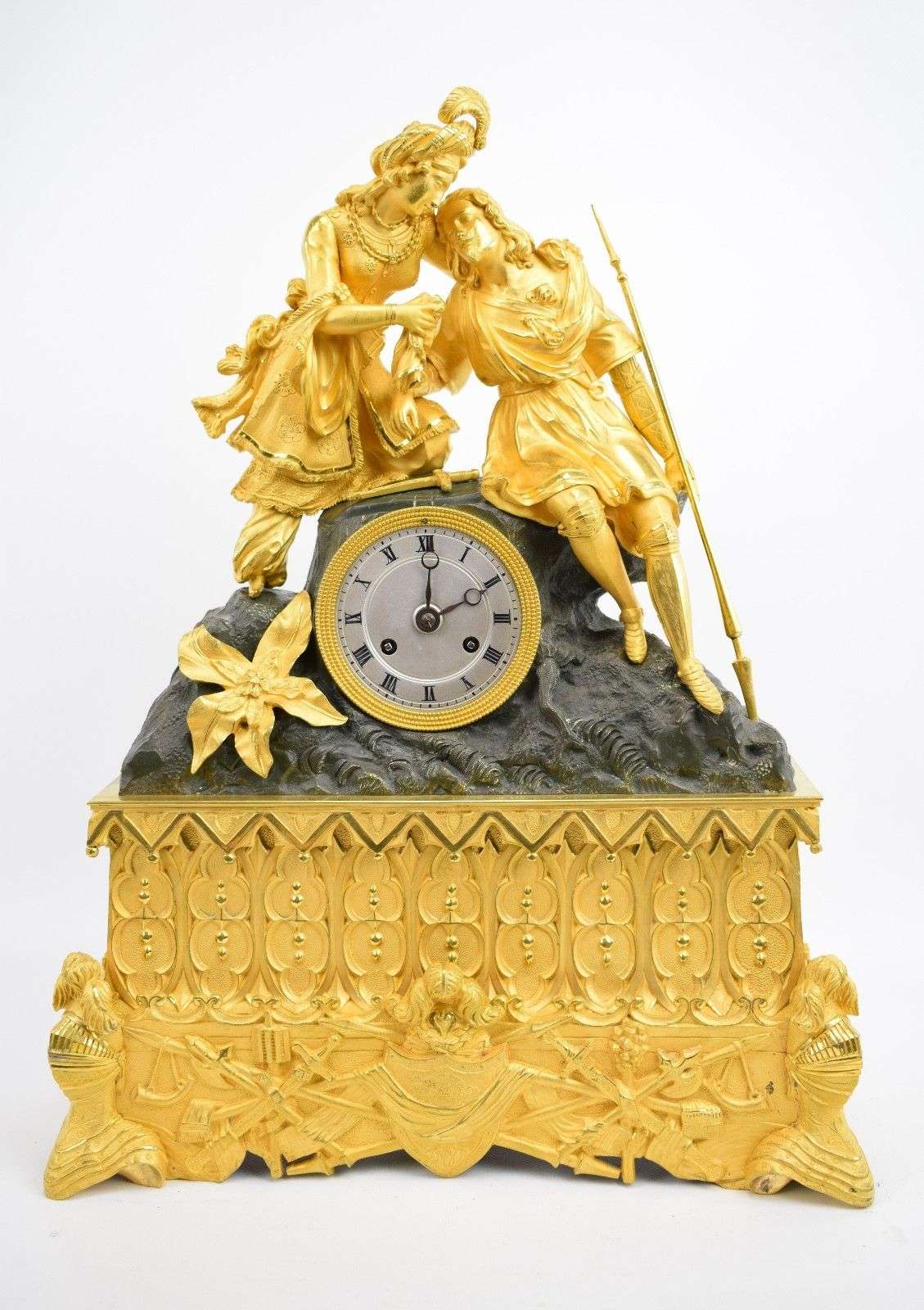 Feine orientalische Pendule Kaminuhr feuervergoldete Bronze Paris um 1828 H.Pons – Vorderansicht