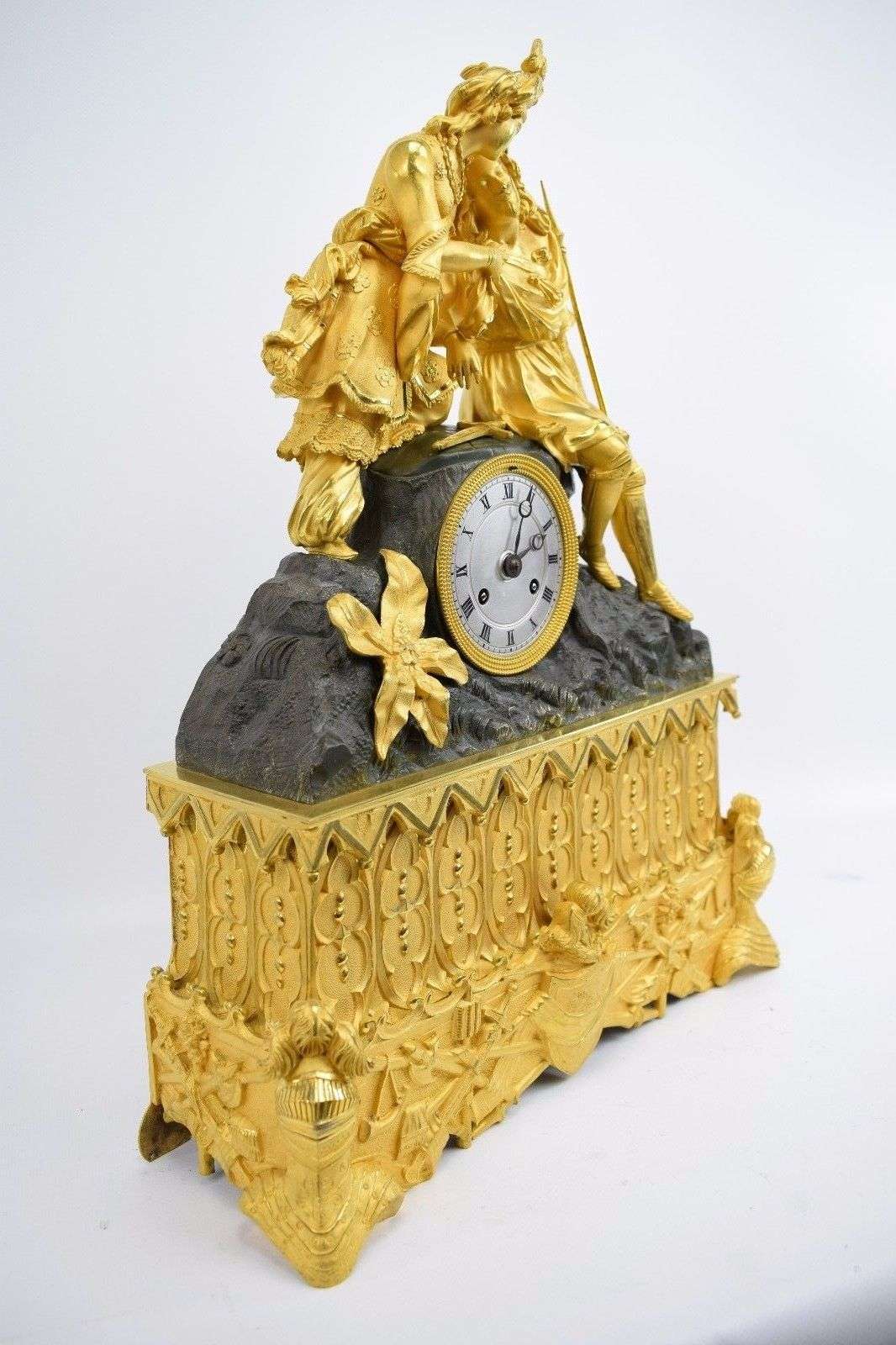 Feine orientalische Pendule Kaminuhr feuervergoldete Bronze Paris um 1828 H.Pons – Detail