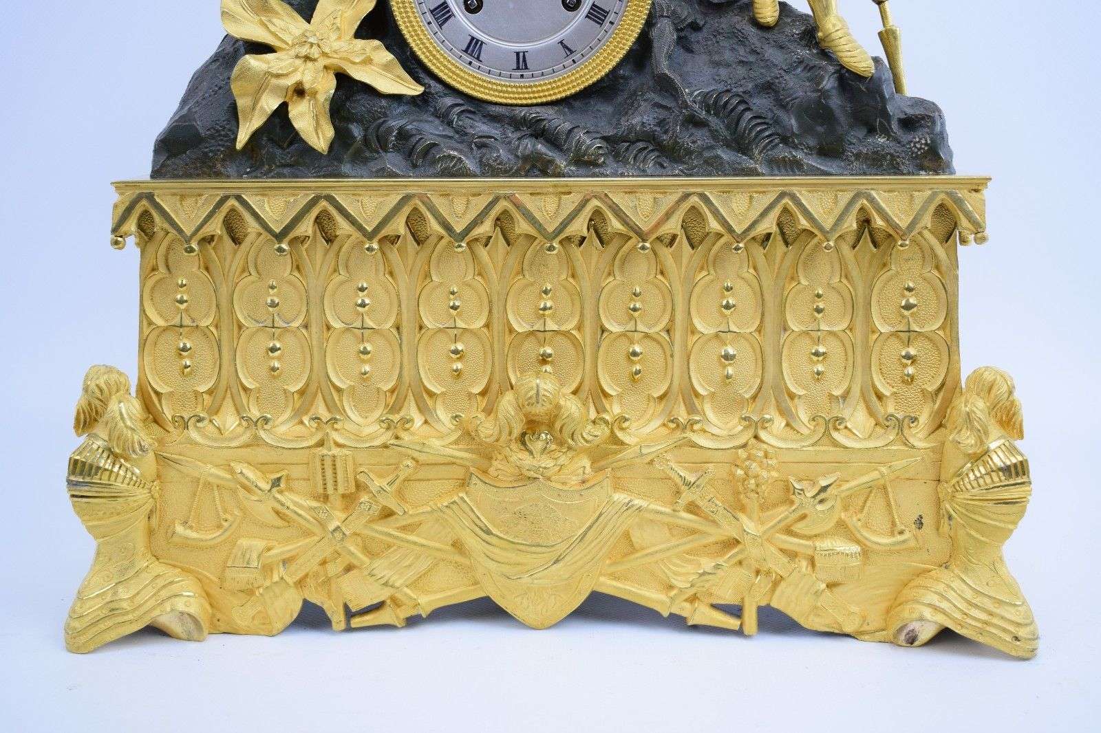 Feine orientalische Pendule Kaminuhr feuervergoldete Bronze Paris um 1828 H.Pons – Detail
