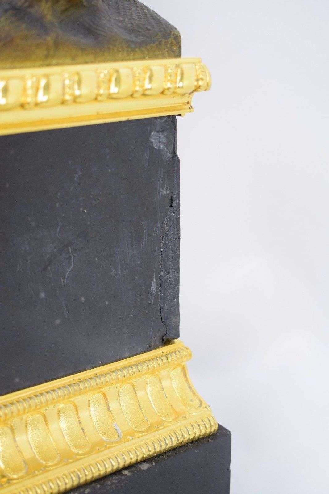 Große Napoleon III Bronze Pendule Kaminuhr Bacchant und Engel Christophle Paris – Detail