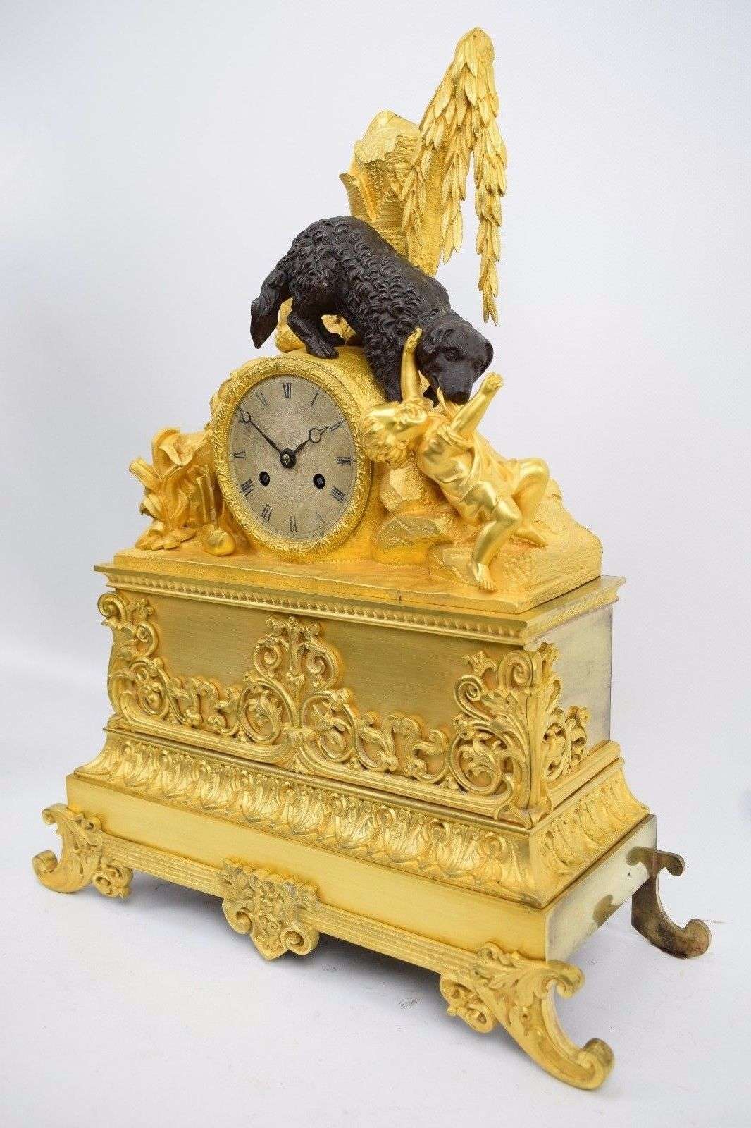Feine Ch.X Pendule Kaminuhr feuervergoldete Bronze Paris um 1828 Gay a Paris – Detail
