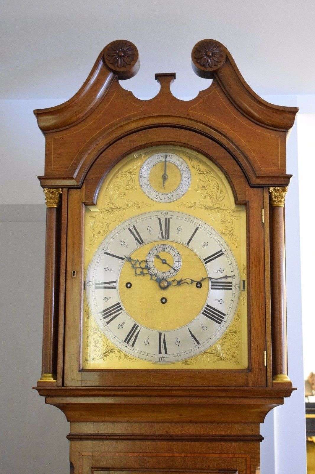 Imposante englische Standuhr mit Tubular Gong 2 Melodien auf 9 Röhrenglocken um 1890 – Detail